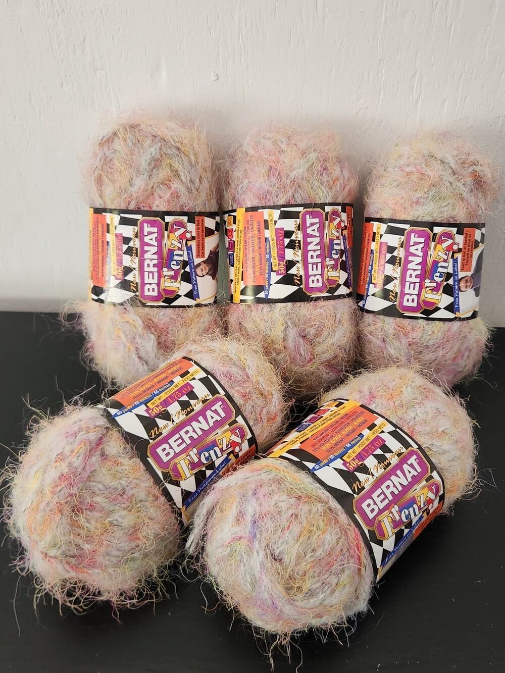 Bernat Frenzy Yarn 5 Skeins Panic Pink Fuzzy Novelty Mohair Aplaca Blend Bulky